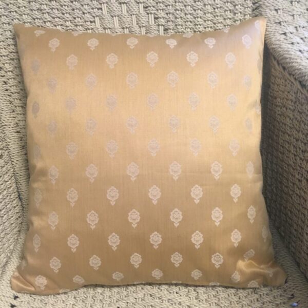 Gold Medallion Scatter Cushion Cover