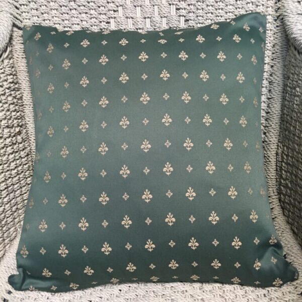 Green Crest Scatter Cushion Cover