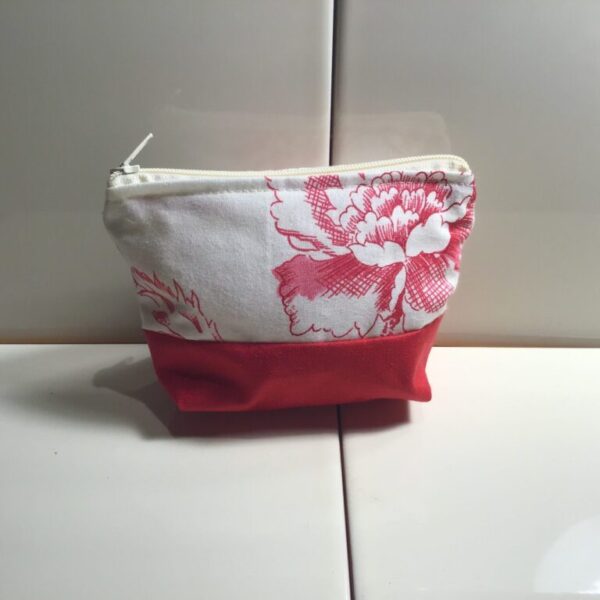 Small Cosmetic Bag - Red Floral