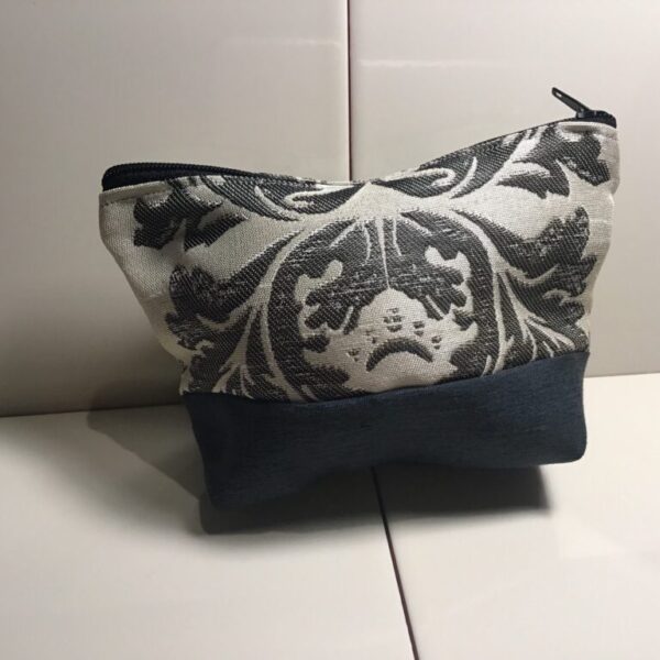 Medium Cosmetic Bags - Silver & Charcoal Scroll (3)